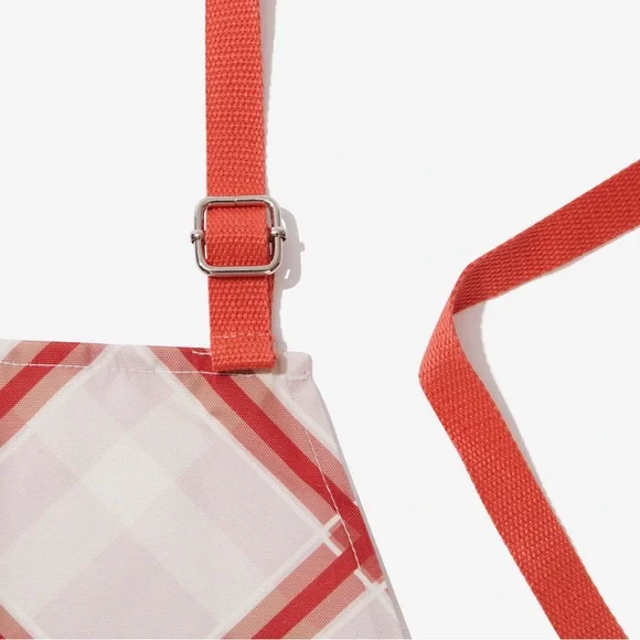 Sewing Down South Perfectly Plaid Apron - Picture 2 of 5